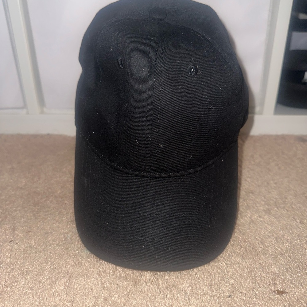 Plain black baseball cap